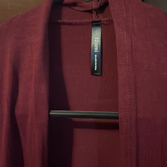 ☀️3/$25☀️ Maroon Light Cotton Cardigan - Picture 2 of 2